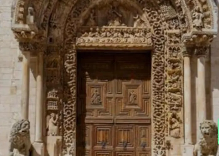 Claustro Mirti * Altamura